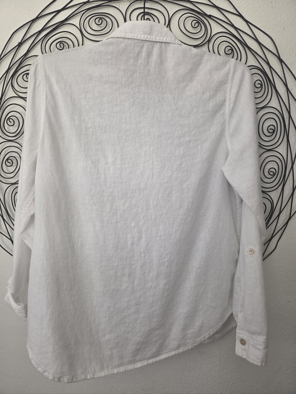 Orvis Women’s Small White Linen Rayon Button Down Roll Tab Shirt - Picture 3 of 6